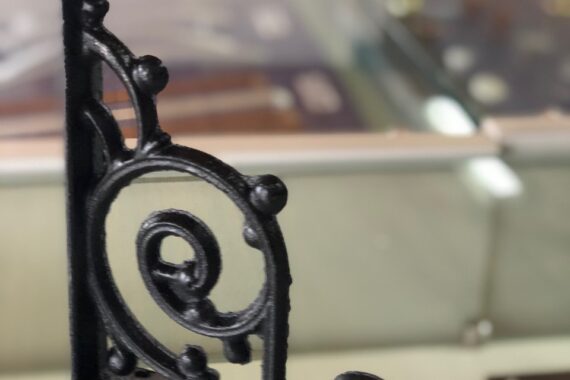 Mão francesa colonial ferro fundido 20x20cm