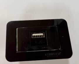 Tomada USB charger Preta Lumitek