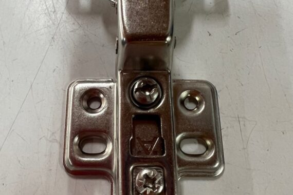 Dobradiça 35mm curva Hafele