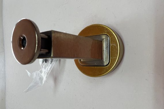 Prendedor magnético para porta LO União Mundial