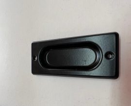 Concha embutir 10cm Preta União Mundial