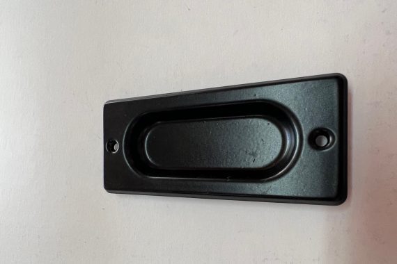 Concha embutir 10cm Preta União Mundial