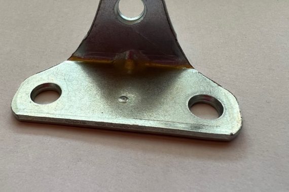 Cantoneira Unuiversal 3 furos aliviada Niquelada 3D