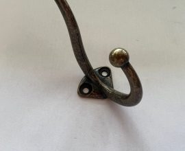 Cabide duplo vertical Antique 3D