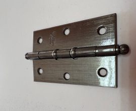 Dobradiça latão 3 1/2 x 2 5/16 leve com anel Antique União Mundial