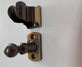 Prendedor de garra para porta LO União Mundial