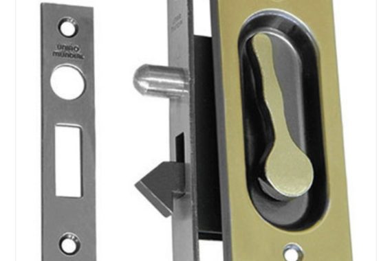 Fecho concha de embutir com trava LO 50108 União Mundial