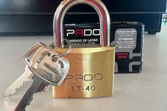 Cadeado 40mm latão Pado